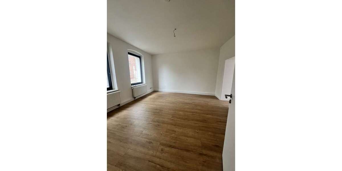 Etagenwohnung Frankfurt (Oder) - 2 Zimmer, 55 m&sup2;, 440&euro; | Angebot:26583840