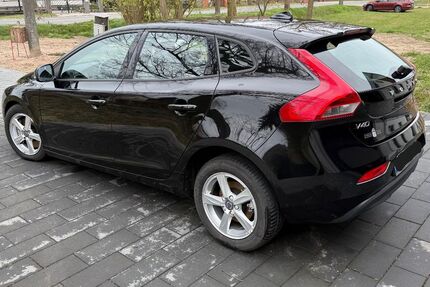 Volvo V40 166.700 km 7.900 &euro; Reitwein 15328