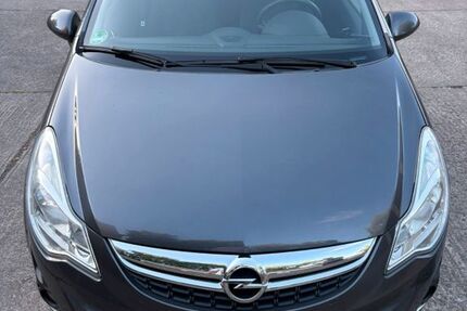 Opel Corsa 45.000 km 3.700 &euro; Frankfurt Oder 15236