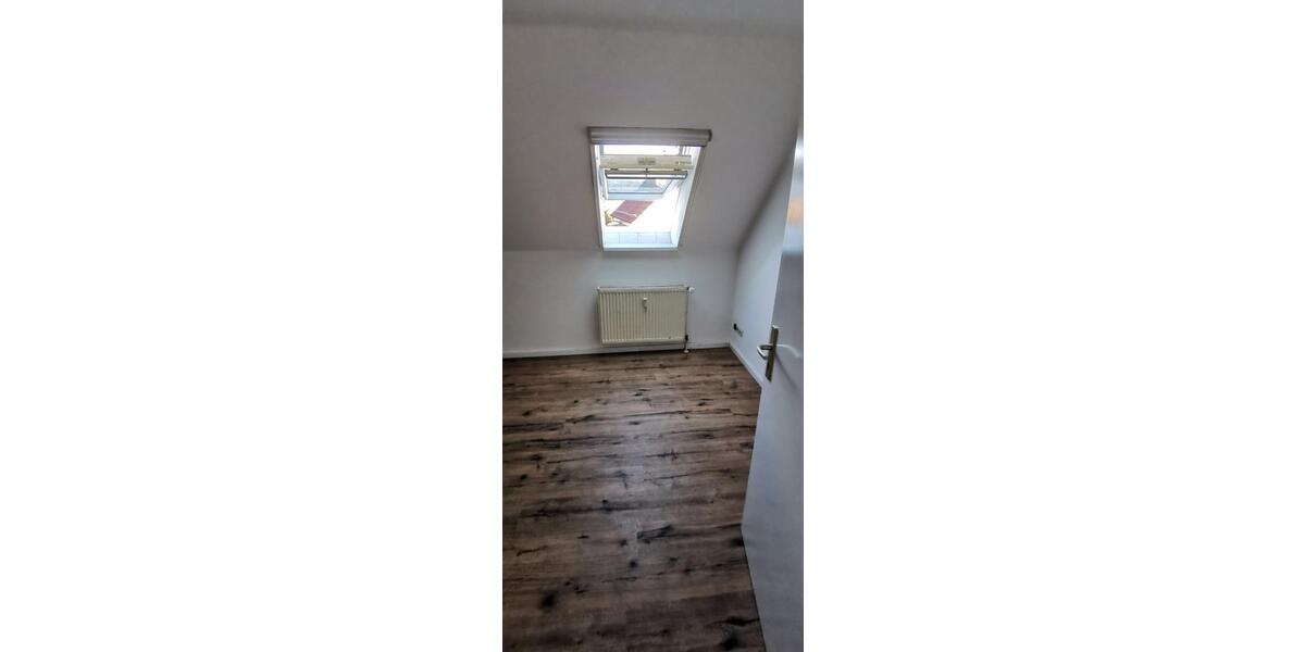 Dachgeschoßwohnung Lebus - 2 Zimmer, 55 m&sup2;, 335&euro; | Angebot:25917837