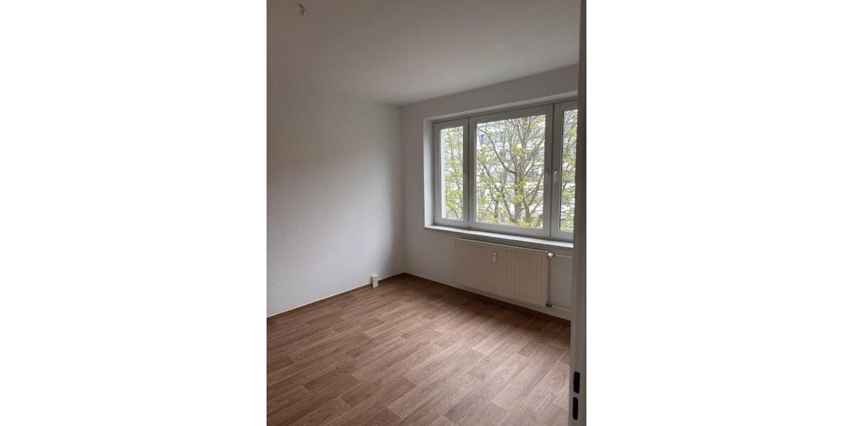 Etagenwohnung Frankfurt (Oder) - 2 Zimmer, 47 m&sup2;, 399&euro; | Angebot:26278676
