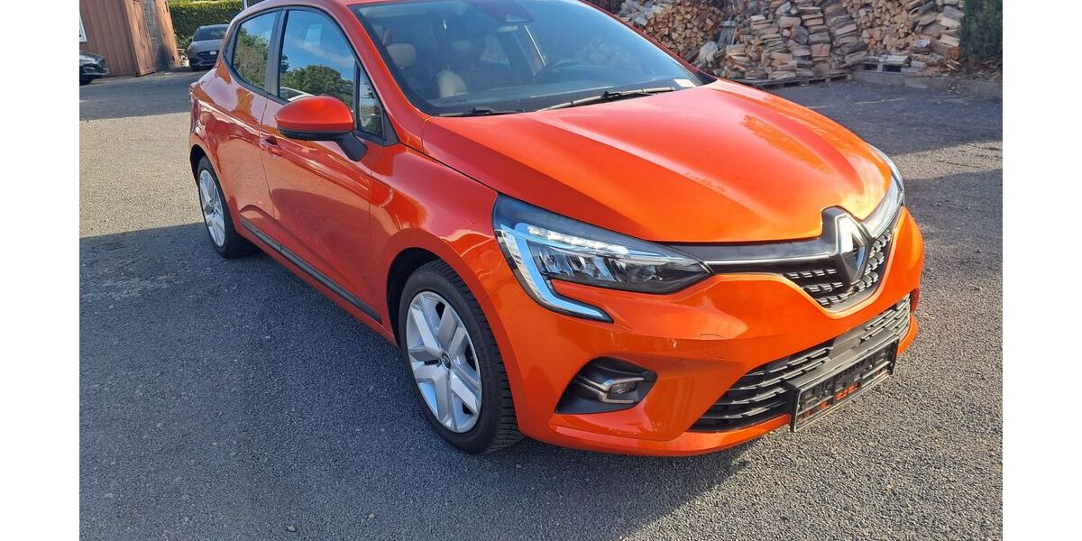 Renault Clio 31.500 km 11.999 &euro; Vierlinden OT Diedersdorf 15306