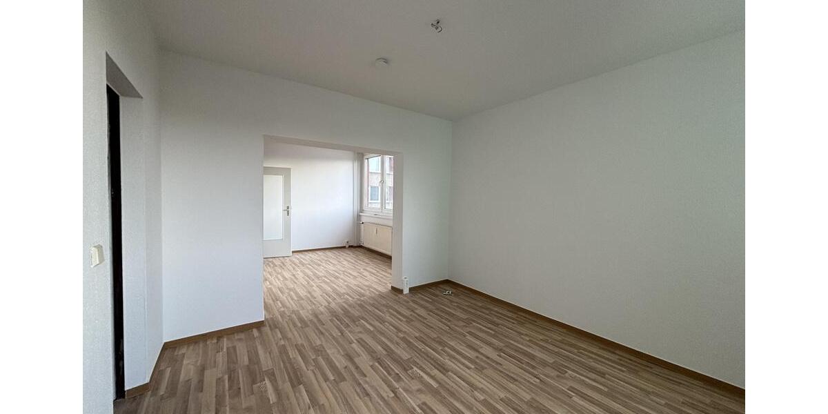 Etagenwohnung Frankfurt (Oder) - 3 Zimmer, 70 m&sup2;, 344&euro; | Angebot:25920199