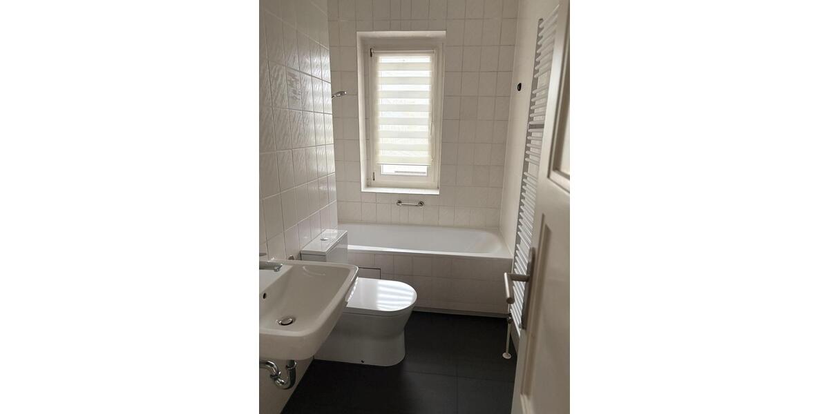 Etagenwohnung Frankfurt (Oder) Booßen - 3 Zimmer, 79 m&sup2;, 690&euro; | Angebot:26522958