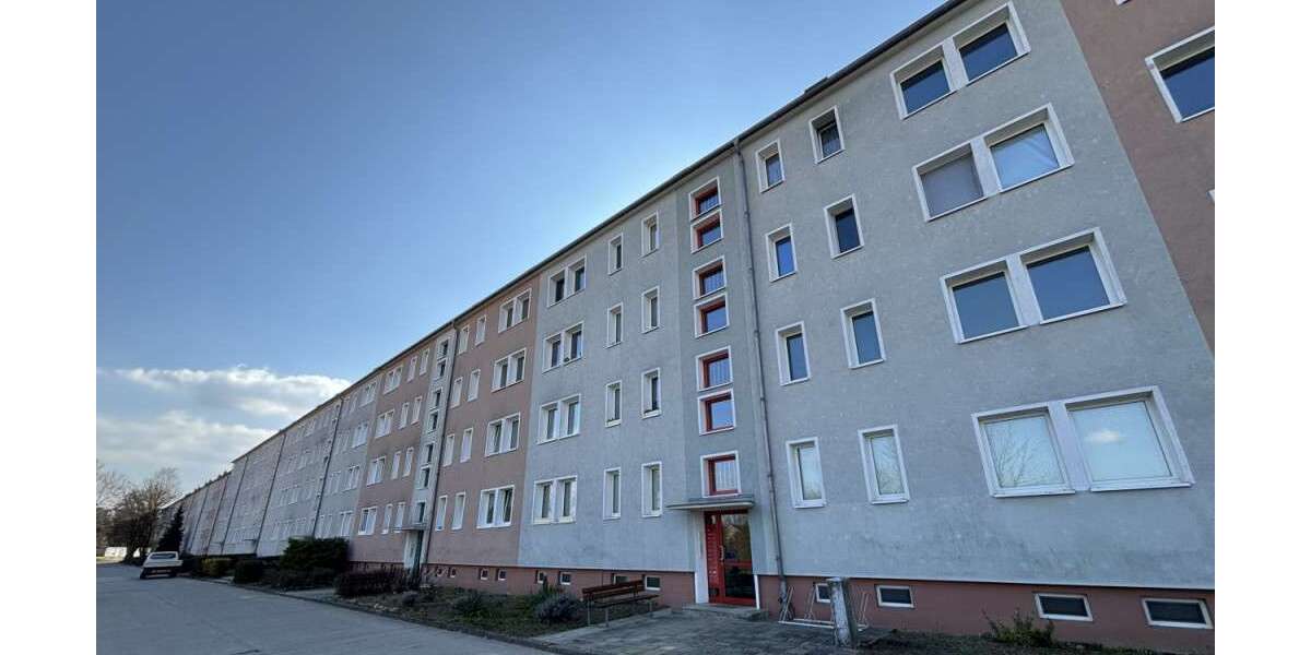 Etagenwohnung Frankfurt (Oder) - 2 Zimmer, 48 m&sup2;, 377&euro; | Angebot:26306733