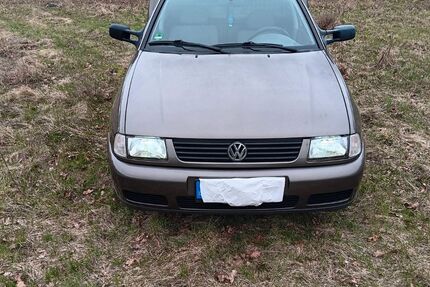 VW Caddy 266.865 km 2.580 &euro; Zeschdorf 15326