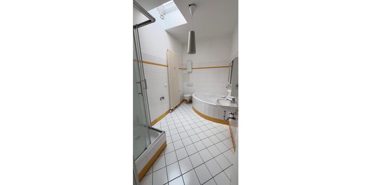 Dachgeschoßwohnung Jacobsdorf - 1 Zimmer, 71 m&sup2;, 450&euro; | Angebot:26166428