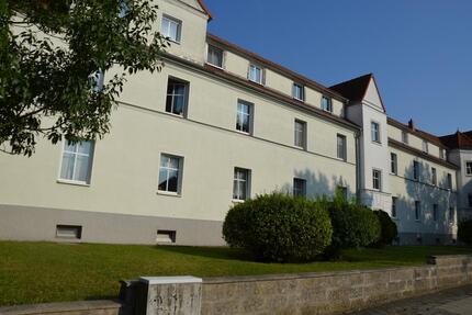 Wohnung Frankfurt (Oder) - 2 Zimmer, 67 m&sup2;, 500&euro; | Angebot:26016391