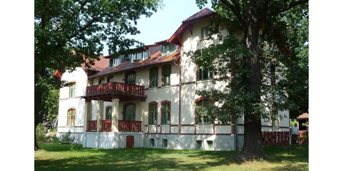 Etagenwohnung Eisenhüttenstadt - 2 Zimmer, 62 m&sup2;, 440&euro; | Angebot:26491469