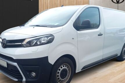 Toyota Proace (Verso) 101.001 km 19.290 &euro; Frankfurt(Oder) 15236