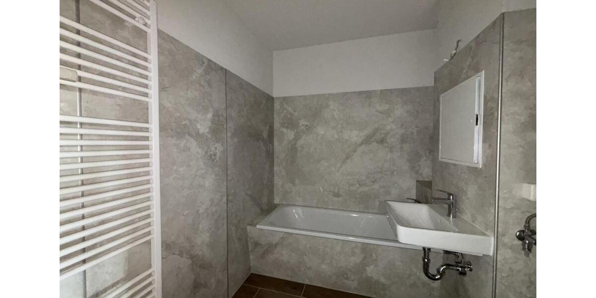 Etagenwohnung Frankfurt (Oder) - 3 Zimmer, 59 m&sup2;, 365&euro; | Angebot:25962669