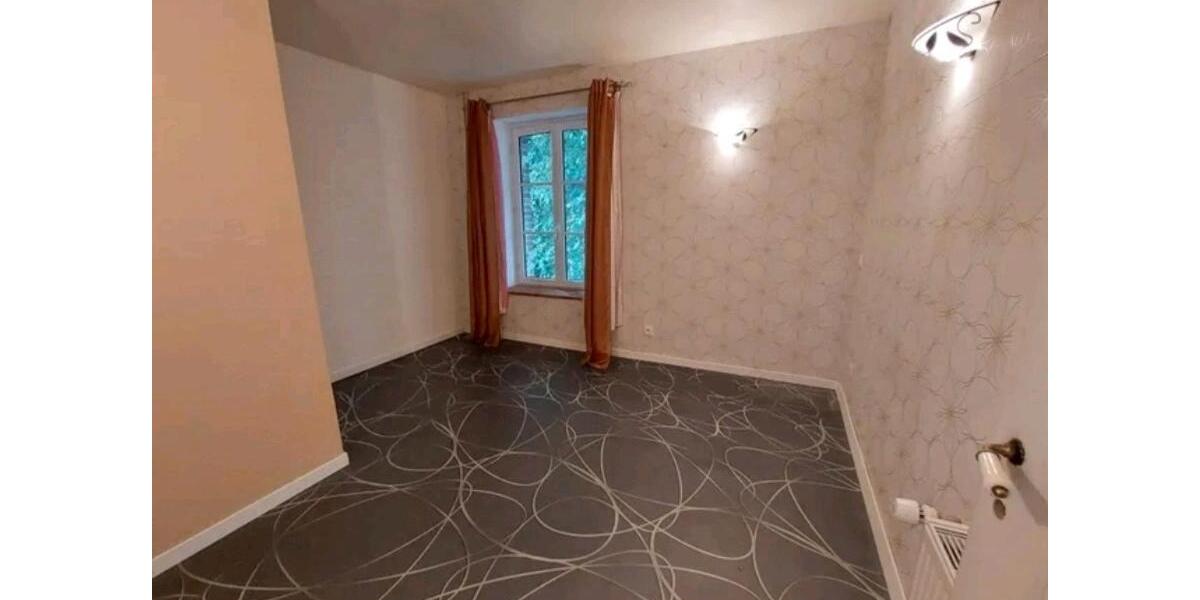 Einfamilienhaus Frankfurt (Oder) Booßen - 9 Zimmer, 241 m&sup2;, 360.000&euro; | Angebot:25823296