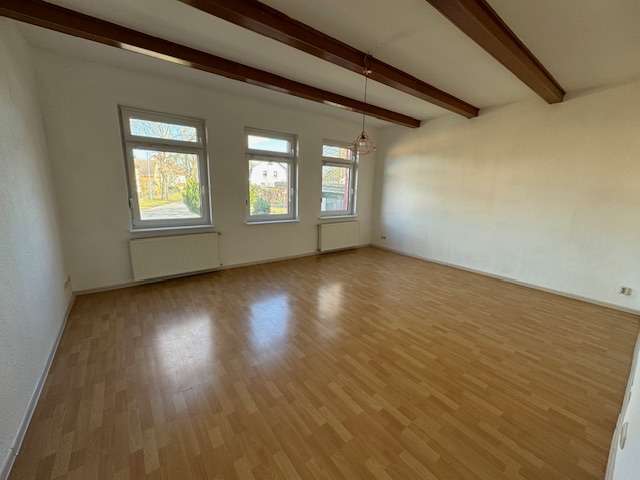 Etagenwohnung Frankfurt (Oder) / OT Lossow Lossow - 3 Zimmer, 96 m&sup2;, 682&euro; | Angebot:24716428