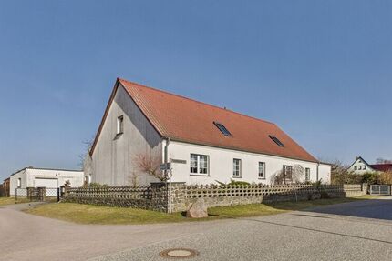 Doppelhaus in Arensdorf mit zusätzlichem Bauland und freiem Blick ins Grüne - Haus Steinhöfel | Angebot:26394981