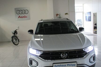 VW T-Roc 22.390 km 21.390 &euro; Eisenhüttenstadt 15890