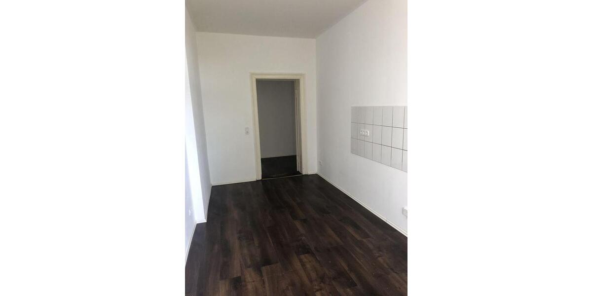 Etagenwohnung Frankfurt (Oder) Beresinchen - 4 Zimmer, 105 m&sup2;, 785&euro; | Angebot:24848157