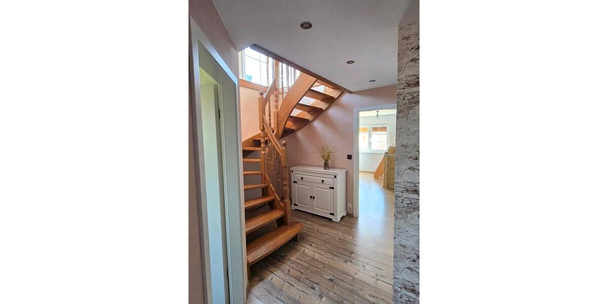 Etagenwohnung Beeskow - 4 Zimmer, 123 m&sup2;, 1.500&euro; | Angebot:25964427