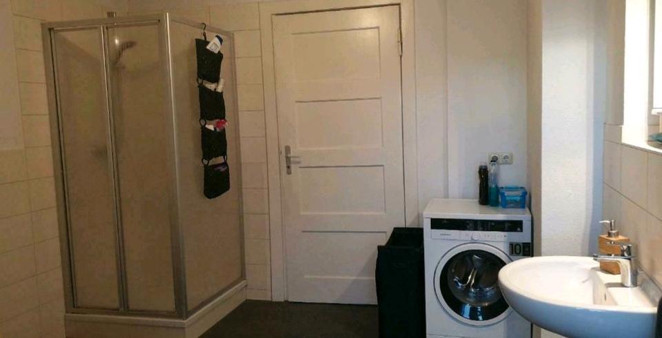 Etagenwohnung Frankfurt (Oder) Booßen - 3 Zimmer, 103 m&sup2;, 670&euro; | Angebot:26597908