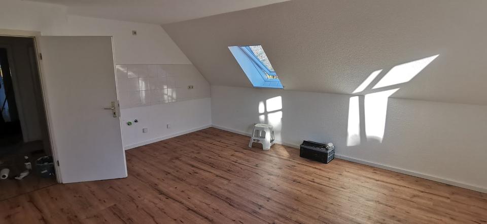 Dachgeschoßwohnung Lebus - 2 Zimmer, 55 m&sup2;, 335&euro; | Angebot:25917837