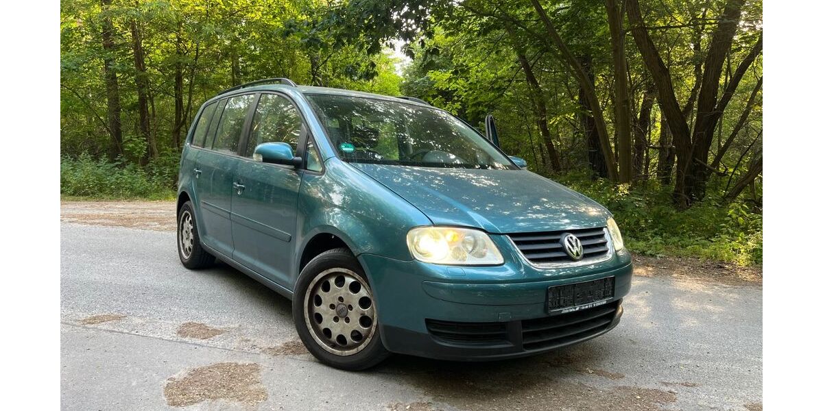 VW Touran 250.000 km 1.800 &euro; Steinhöfel 15518