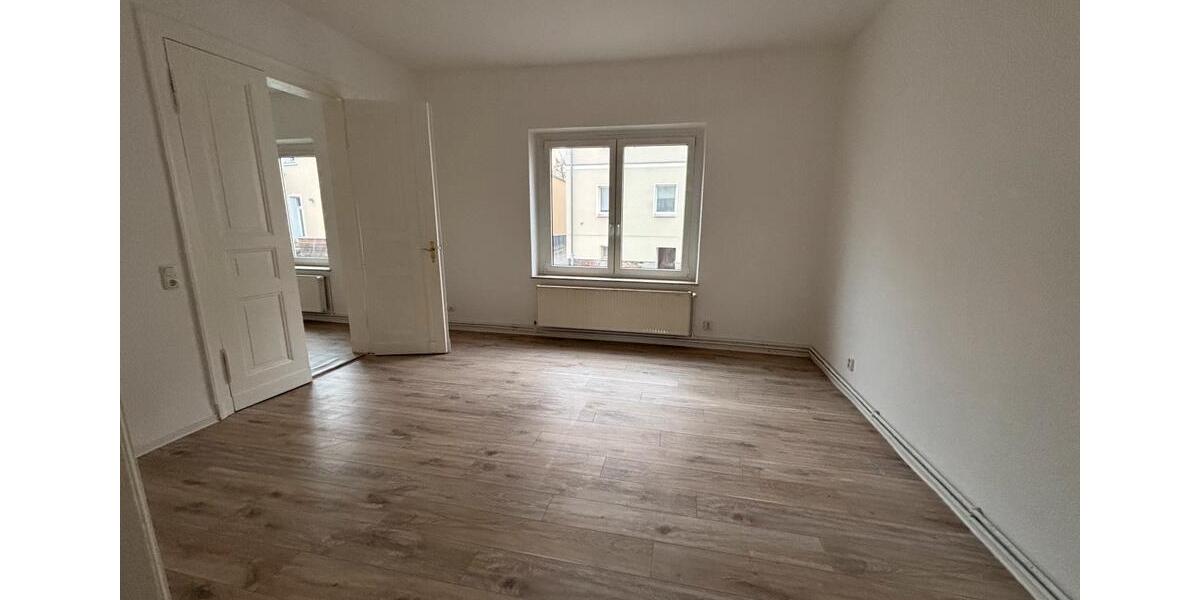 Erdgeschoßwohnung Neuzelle - 4 Zimmer, 100 m&sup2;, 800&euro; | Angebot:24611772