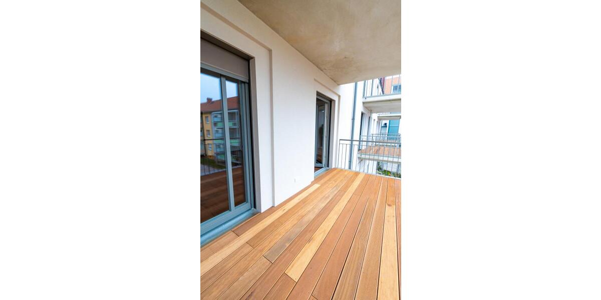 Etagenwohnung Frankfurt (Oder) - 2 Zimmer, 79 m&sup2;, 1.110&euro; | Angebot:25323160