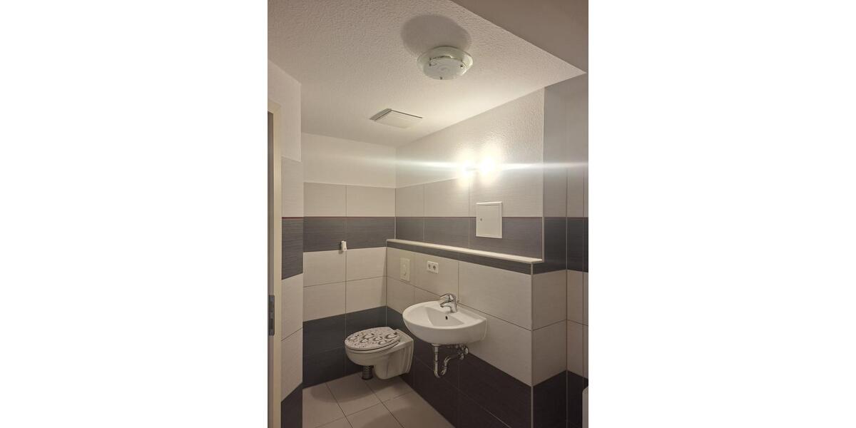 Etagenwohnung Frankfurt (Oder) Booßen - 2 Zimmer, 75 m&sup2;, 630&euro; | Angebot:25452555