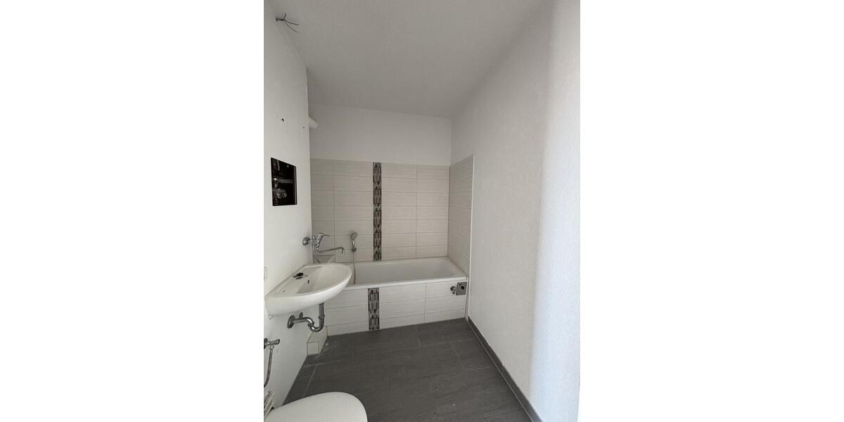 Etagenwohnung Frankfurt (Oder) - 3 Zimmer, 68 m&sup2;, 451&euro; | Angebot:25959217