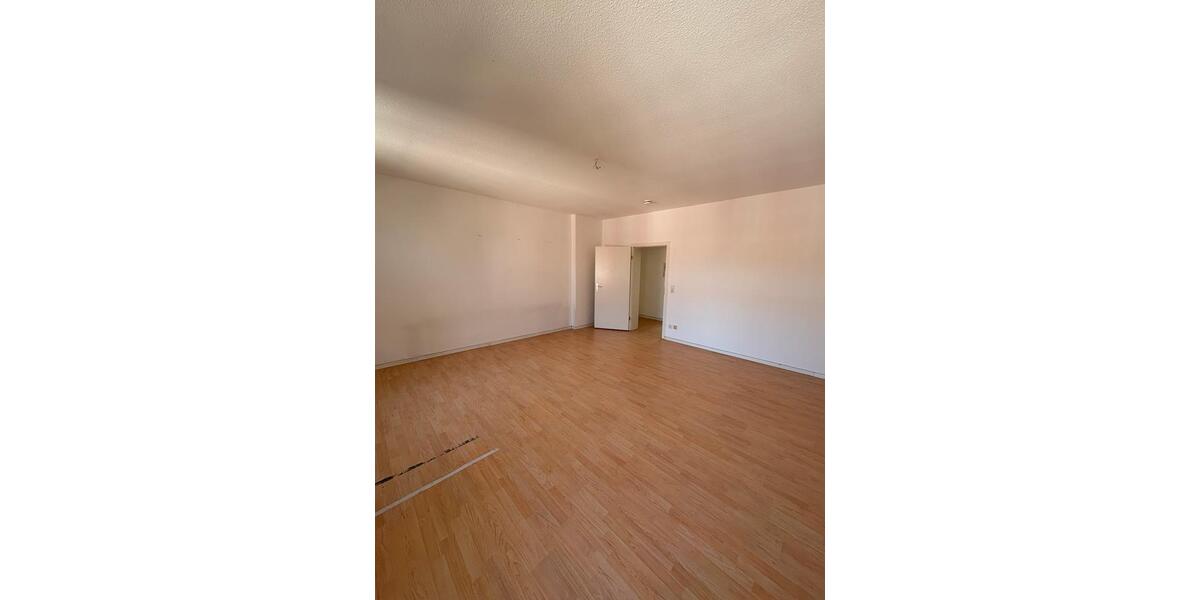 Etagenwohnung Frankfurt (Oder) Booßen - 3 Zimmer, 79 m&sup2;, 665&euro; | Angebot:26253611