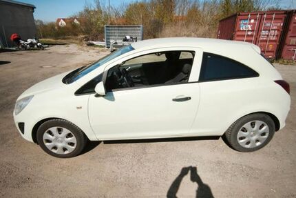 Opel Corsa 36.500 km 4.500 &euro; Eisenhüttenstadt 15890