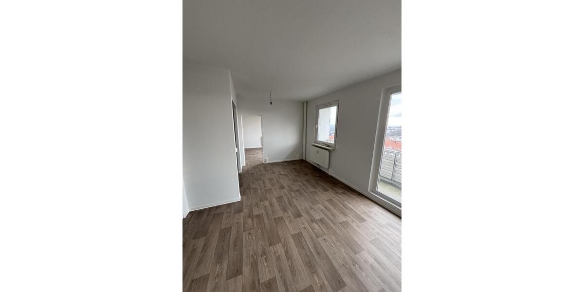 Etagenwohnung Frankfurt (Oder) - 2 Zimmer, 54 m&sup2;, 352&euro; | Angebot:25414725