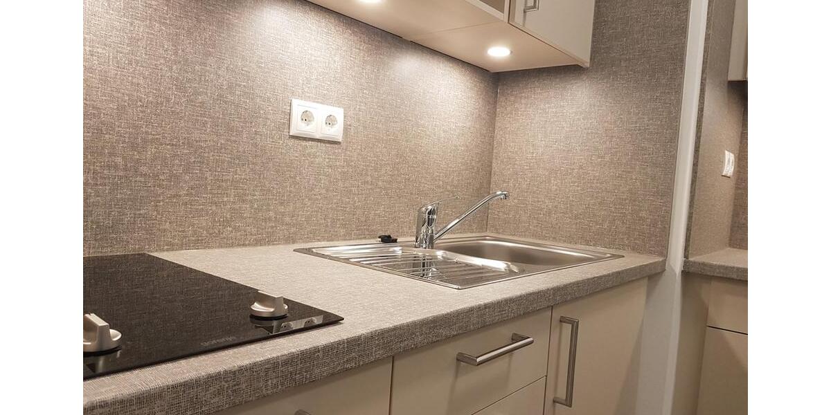 Erdgeschoßwohnung Frankfurt (Oder) - 14 Zimmer, 40 m&sup2;, 450&euro; | Angebot:25641651