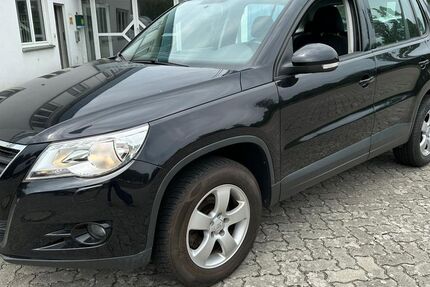 VW Tiguan 106.672 km 8.699 &euro; Siehdichum OT Pohlitz 15890