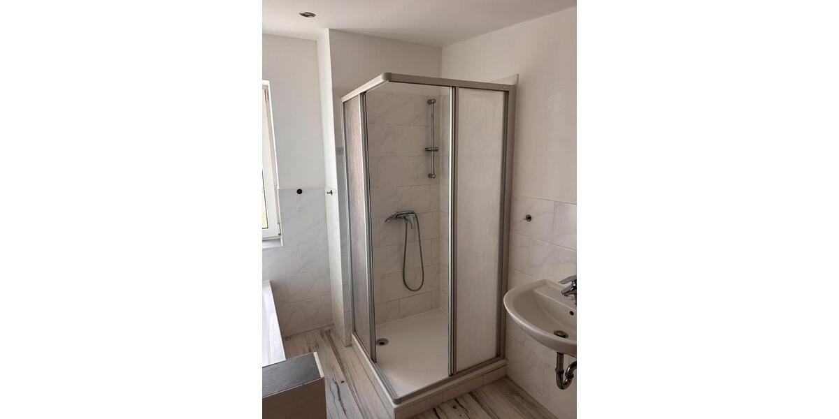 Dachgeschoßwohnung Lebus - 3 Zimmer, 73 m&sup2;, 550&euro; | Angebot:26023835