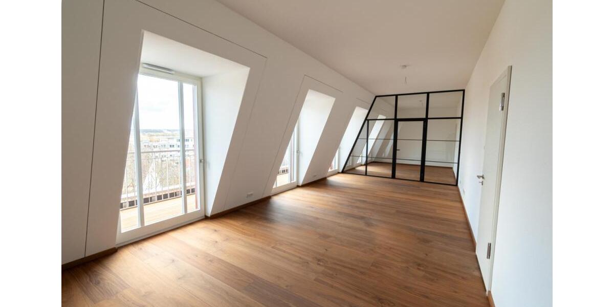 Etagenwohnung Frankfurt (Oder) - 2 Zimmer, 75 m&sup2;, 1.049&euro; | Angebot:24795057