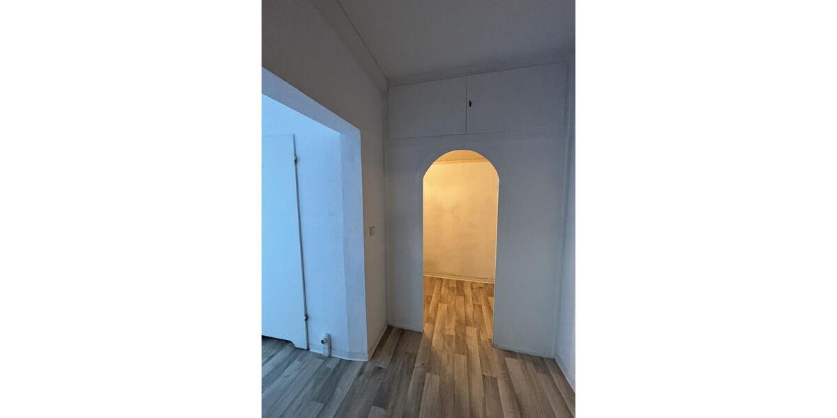 Etagenwohnung Frankfurt (Oder) - 2 Zimmer, 53 m&sup2;, 292&euro; | Angebot:25920198