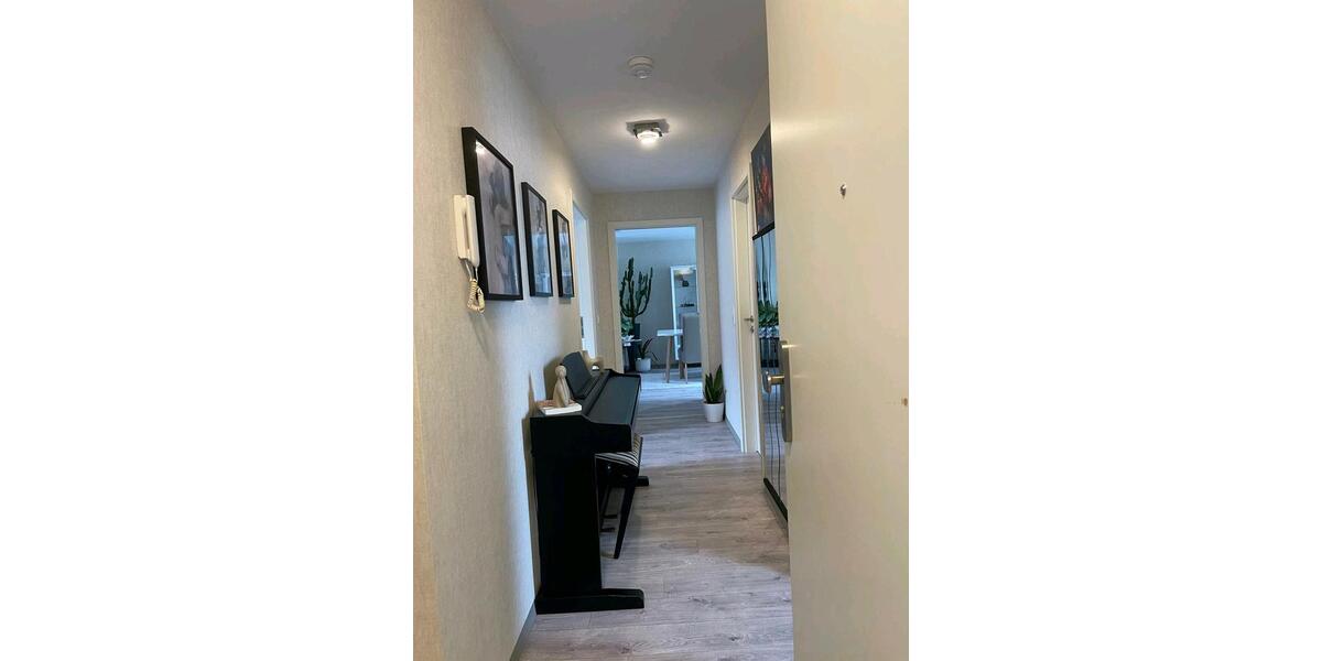 Dachgeschoßwohnung Frankfurt (Oder) - 3 Zimmer, 61 m&sup2;, 750&euro; | Angebot:25660112