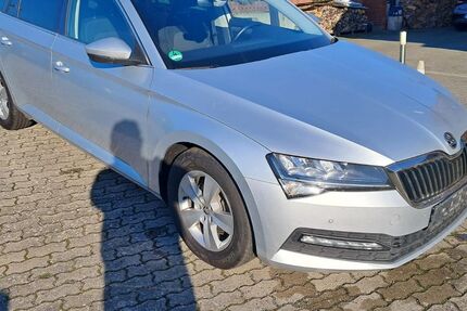 Skoda Superb 88.200 km 23.999 &euro; Vierlinden OT Diedersdorf 15306