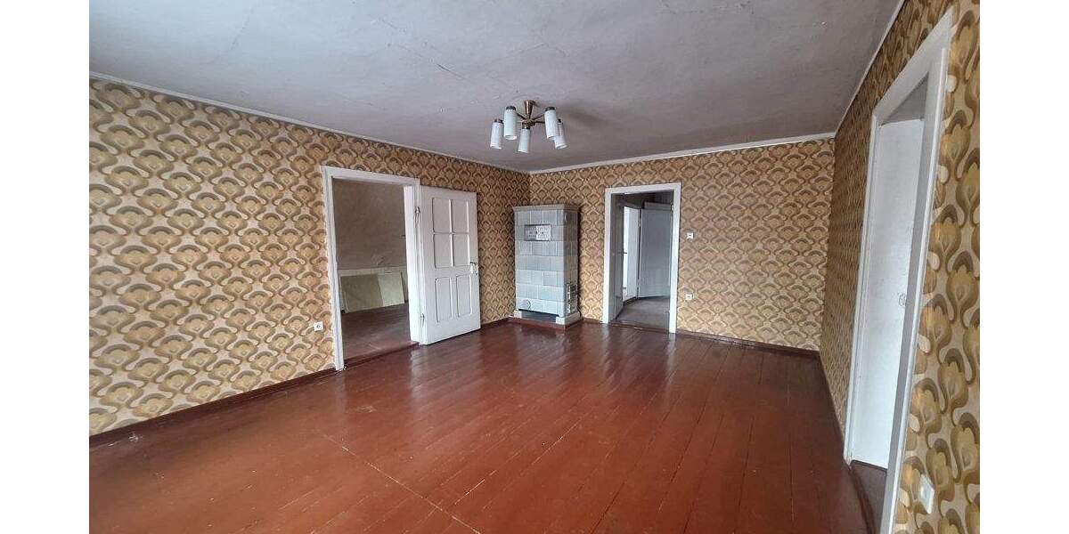 Einfamilienhaus Neuzelle - 9 Zimmer, 188 m&sup2;, 199.900&euro; | Angebot:25663571