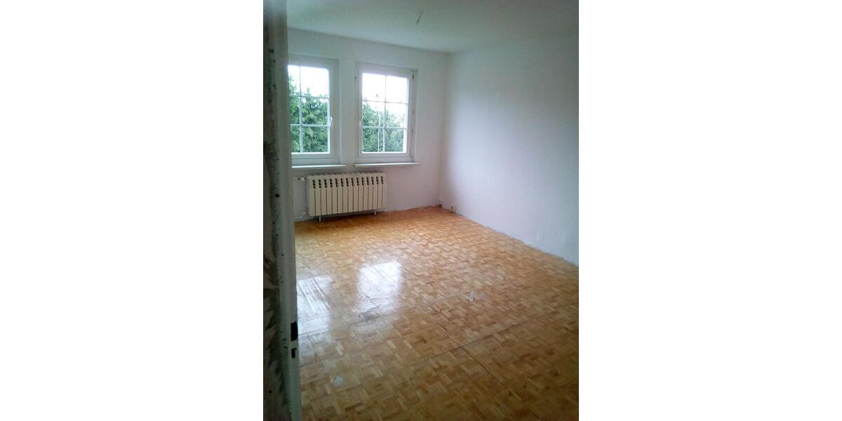 Reihenhaus Steinhöfel - 5 Zimmer, 130 m&sup2;, 1.250&euro; | Angebot:25299201