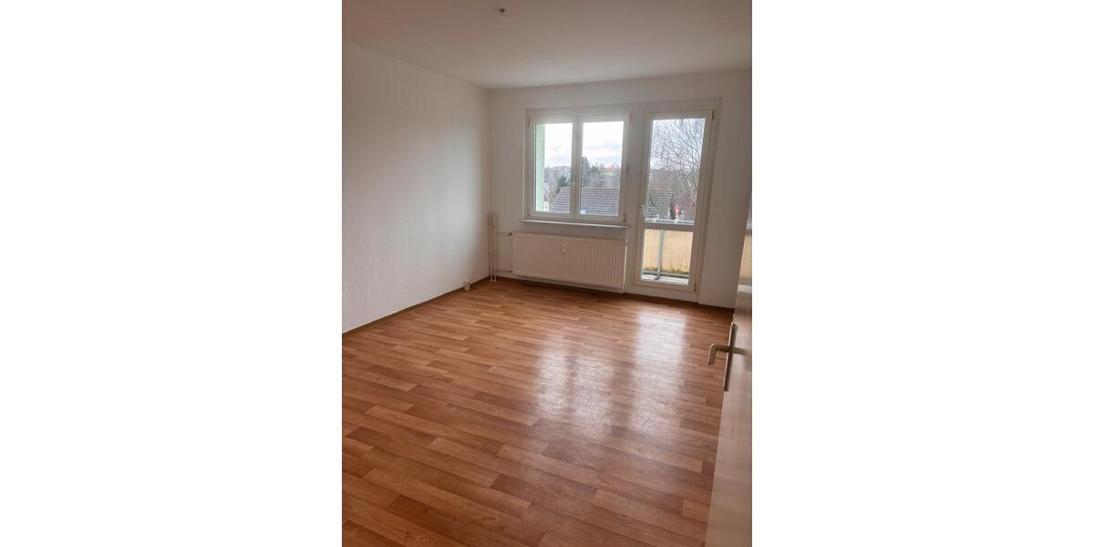 Etagenwohnung Beeskow - 4 Zimmer, 73 m&sup2;, 652&euro; | Angebot:25081290
