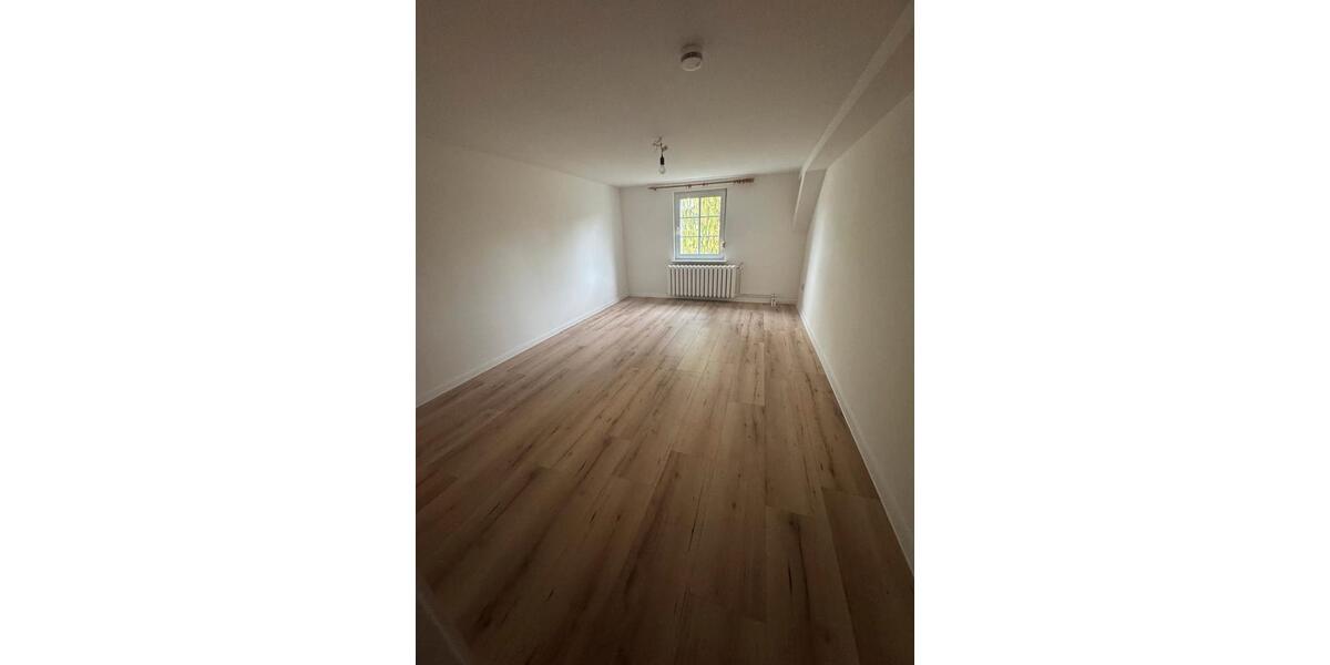 Bauernhaus, Landhaus Neuzelle - 7 Zimmer, 160 m&sup2;, 1.995&euro; | Angebot:26006320