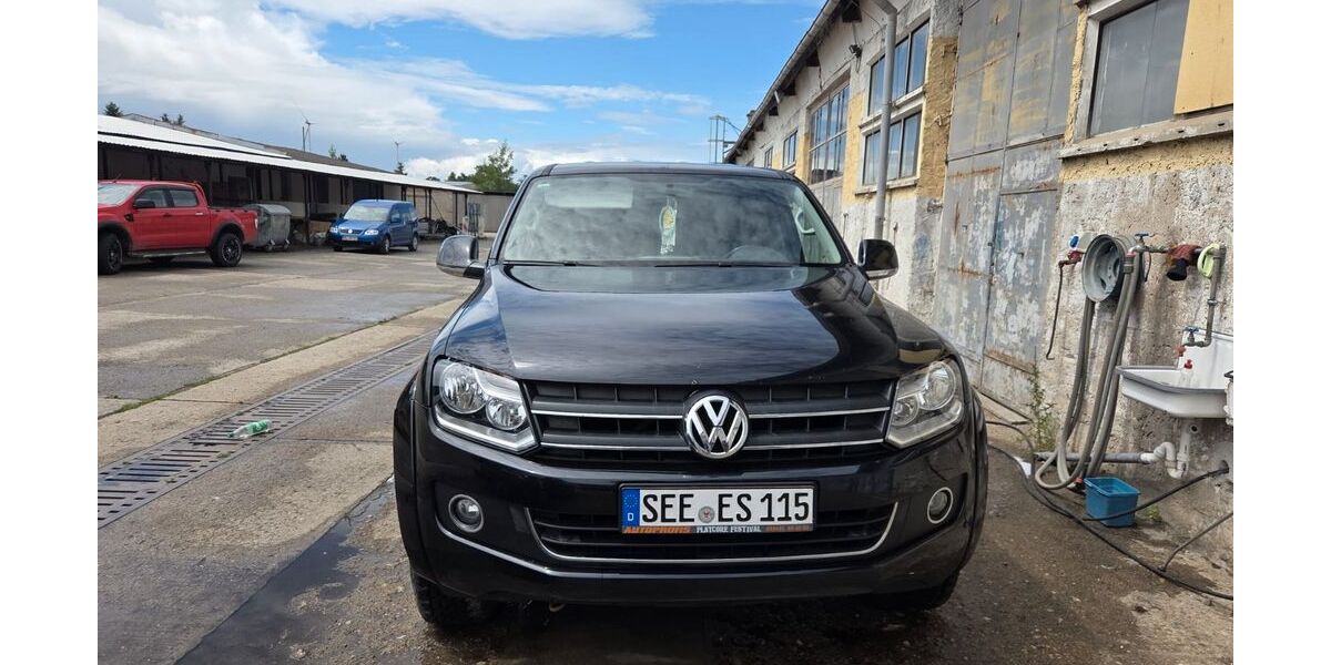 VW Amarok 251.000 km 9.999 &euro; Gusow 15306
