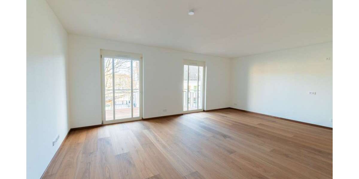 Etagenwohnung Frankfurt (Oder) - 2 Zimmer, 77 m&sup2;, 1.075&euro; | Angebot:25041396