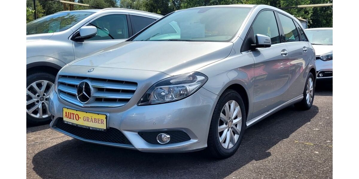 Mercedes-Benz B 180 94.000 km 12.450 &euro; Frankfurt (Oder) 15234