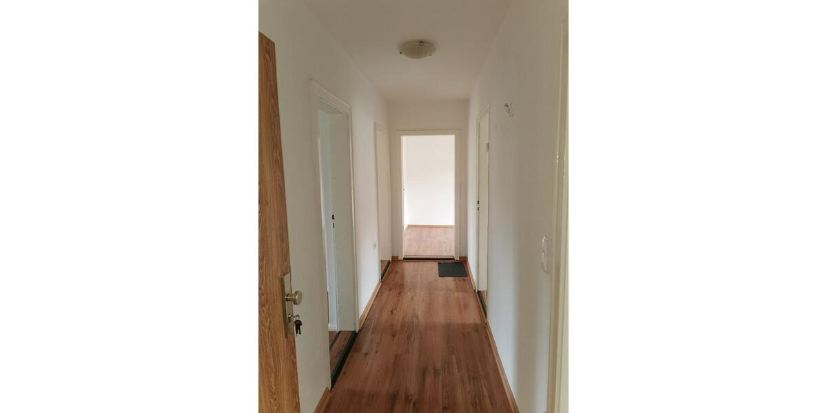 Etagenwohnung Beeskow - 4 Zimmer, 71 m&sup2;, 539&euro; | Angebot:25905726