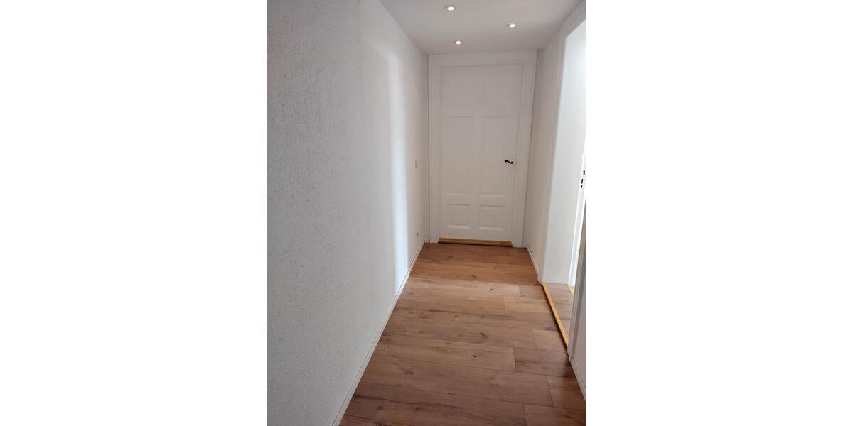 Etagenwohnung Frankfurt (Oder) Beresinchen - 2 Zimmer, 58 m&sup2;, 431&euro; | Angebot:26446558