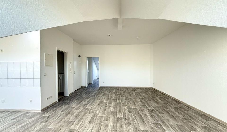 Dachgeschoßwohnung Frankfurt (Oder) Beresinchen - 2 Zimmer, 50 m&sup2;, 380&euro; | Angebot:26562010
