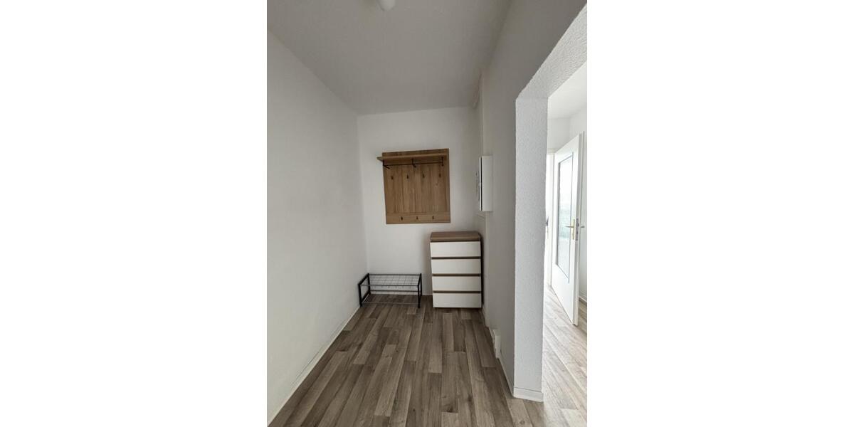 Etagenwohnung Frankfurt (Oder) - 3 Zimmer, 68 m&sup2;, 501&euro; | Angebot:26233075