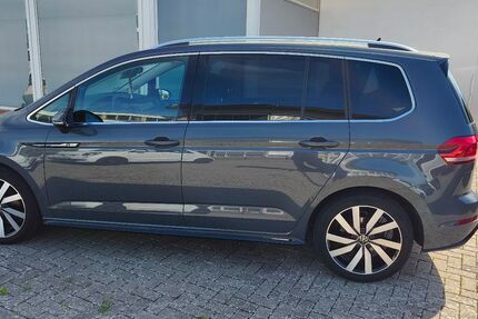 VW Touran 58.980 km 28.890 &euro; Eisenhüttenstadt 15890